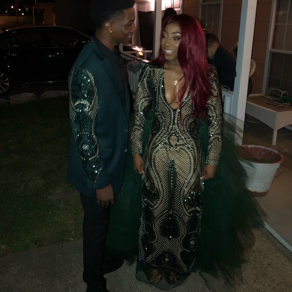 Prom Dress - Picture 2 of 8